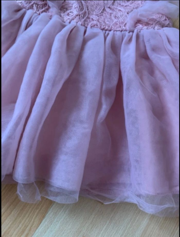 Jolie petite robe vieux rose 6/9 mois - photo numéro 3