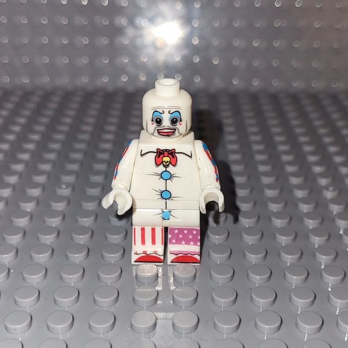 Minifigure / Figurine - Film d'horreur- La maison des mille morts - Captain Spaulding 🤡 - photo numéro 2