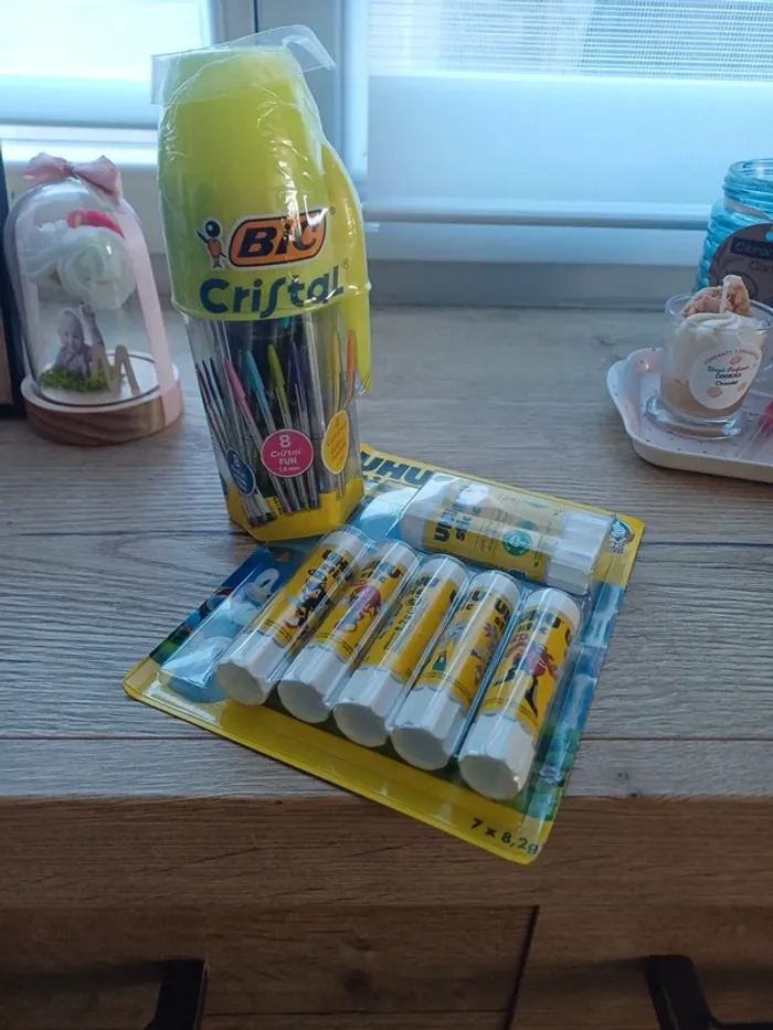 Lot crayon / colle