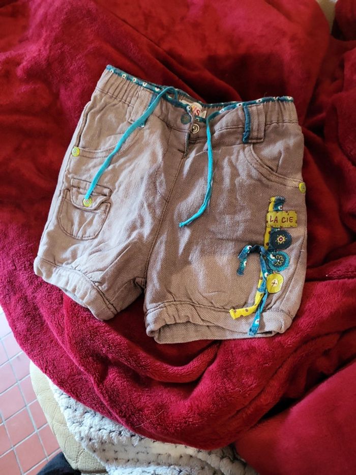 Short la compagnie des petits