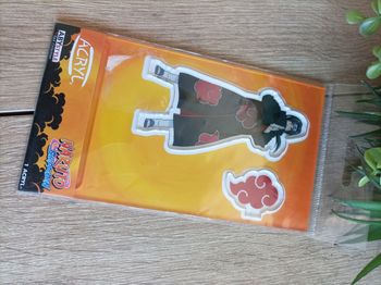 Petite figurine acrylique Itachi Uchiwa Naruto Shippuden abystyle 
