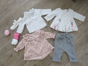 Lot vêtements 1 mois fille