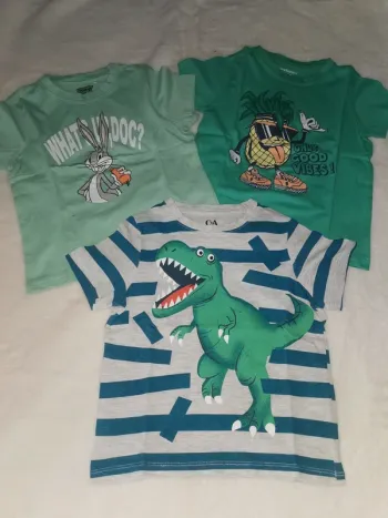 Lot de 3 tee-shirts Taille 4 ans