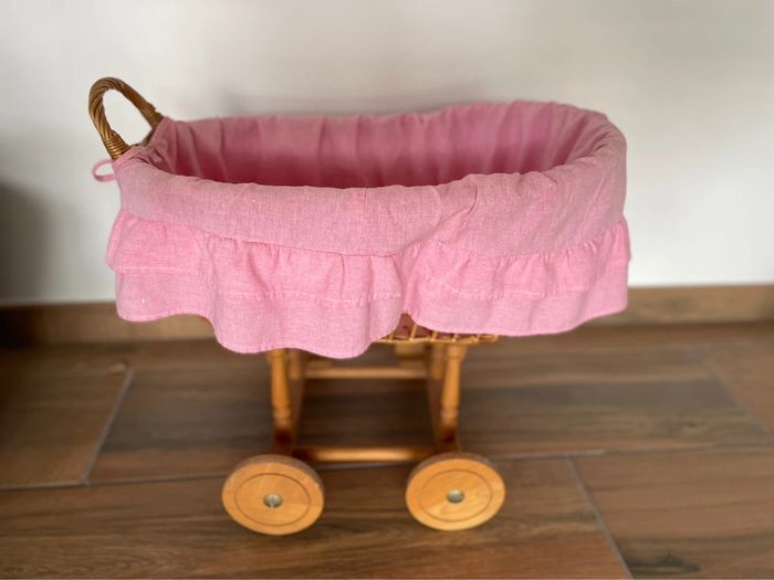 Landau osier pour poupée