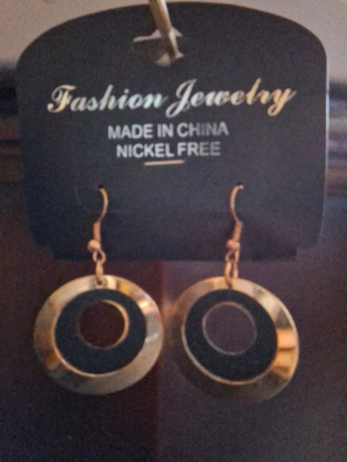 Boucles d'Oreilles Rondes Dorées et Pailletées - Style Chic