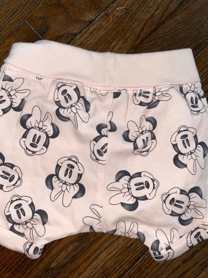 Short H&M 1-2 mois - photo numéro 2