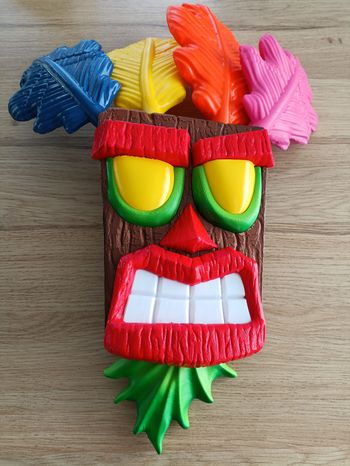 Alu Aku de crash bandicoot 40 cm