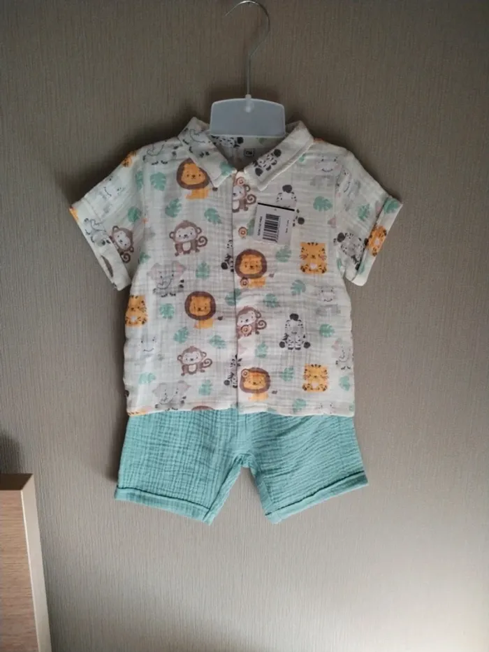 Ensemble short et chemise bébé