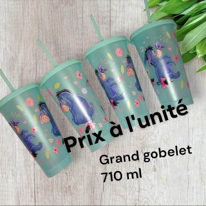 Grand gobelet à paille bourriquet de Winnie l'ourson disney