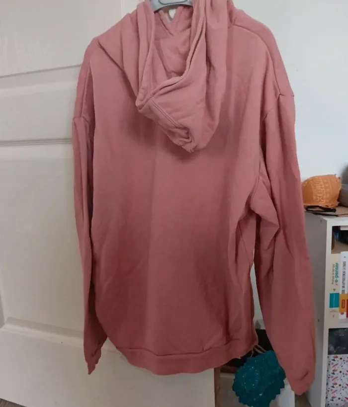Sweat à capuche taille M - photo numéro 4