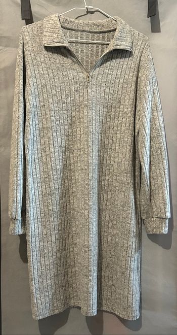 Robe pull gris