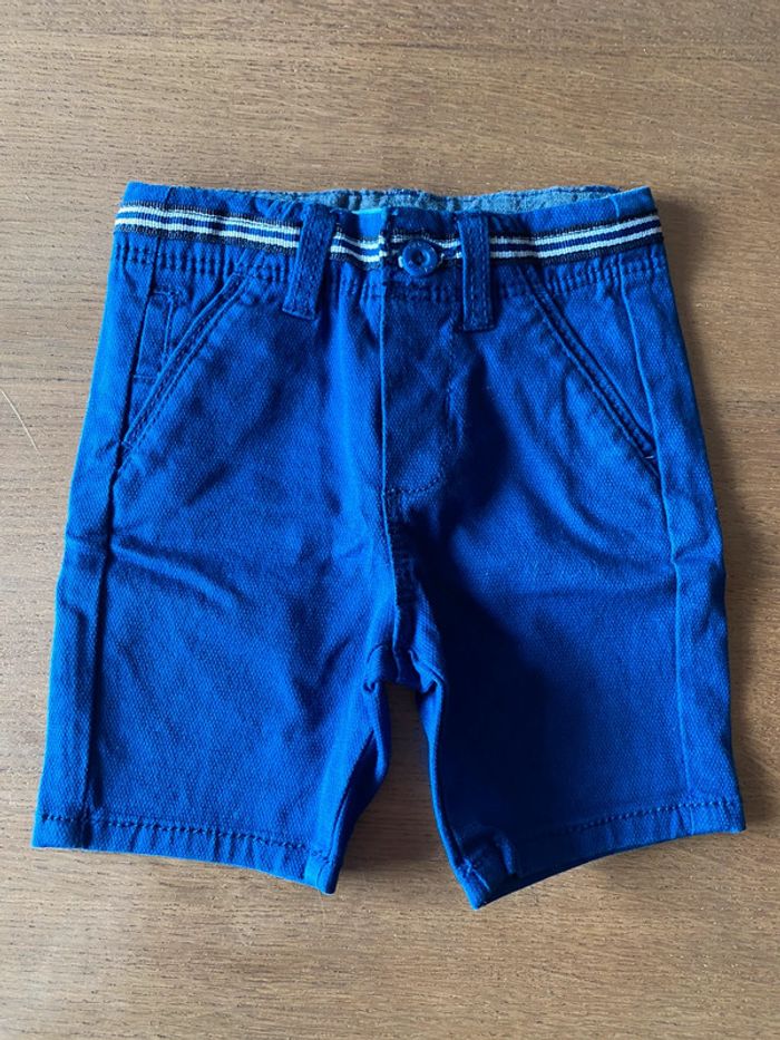Short bleu roi