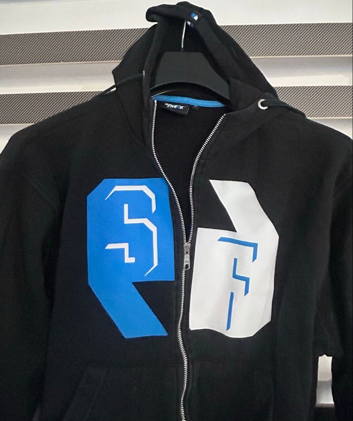 Pull à capuche Sneaker Freak - photo numéro 2