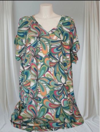 💚🤍Jolie Robe Légère Laura Torelli 💚🤍