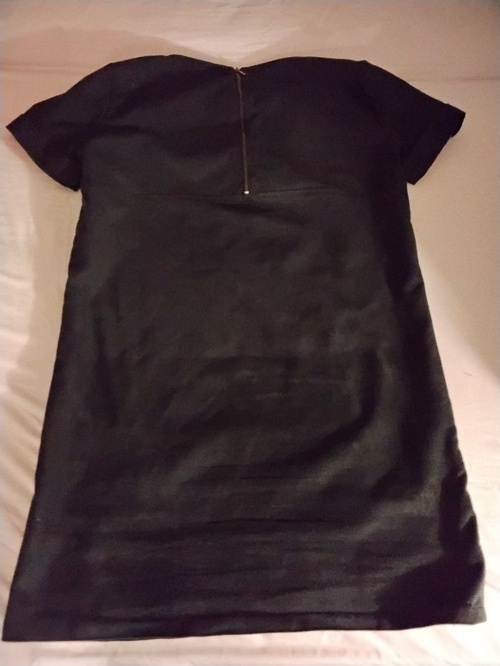 Robe courte - photo numéro 2