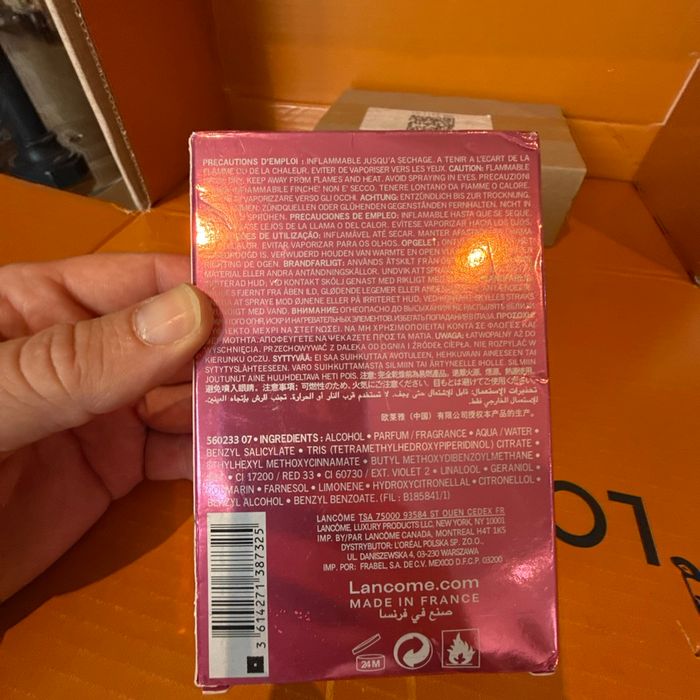 Parfum Lancôme miracle Blossom boîte abîmé - photo numéro 3