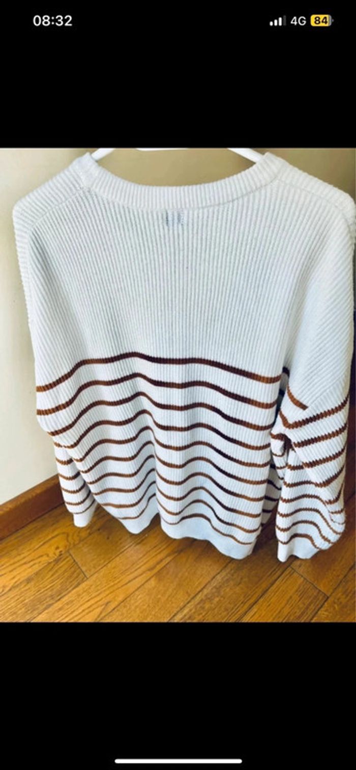 Pull kiabi taille XL marinière blanche à rayure marron col rond - photo numéro 5