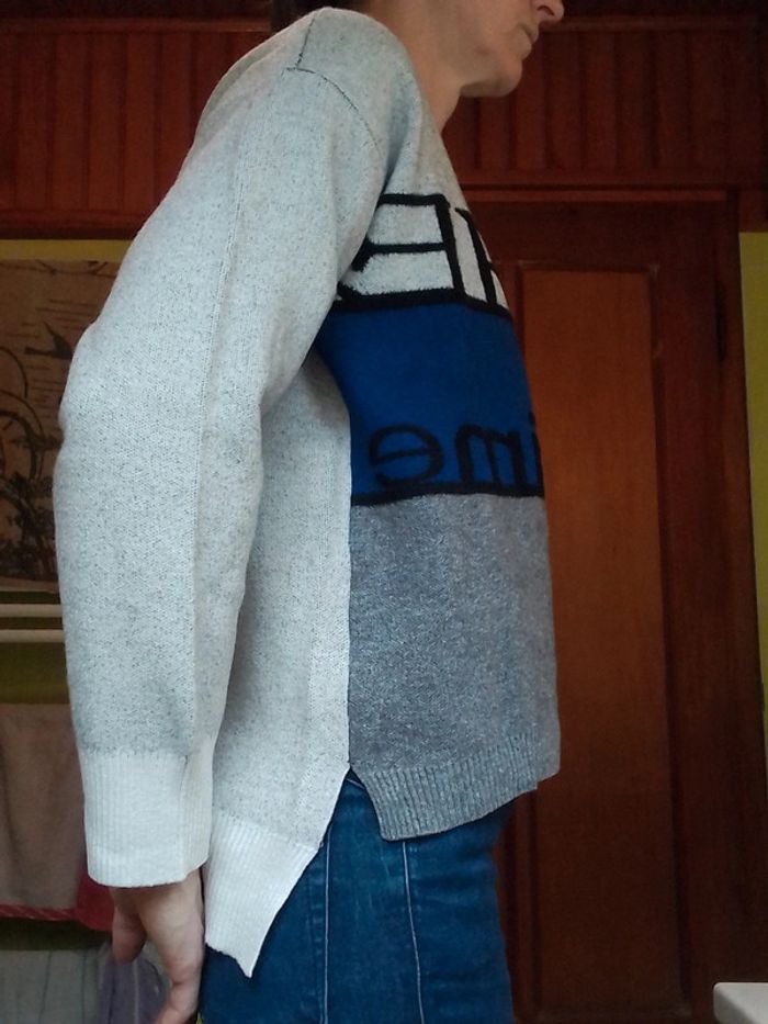 Pull femme blanc cassé asymétrique - photo numéro 4