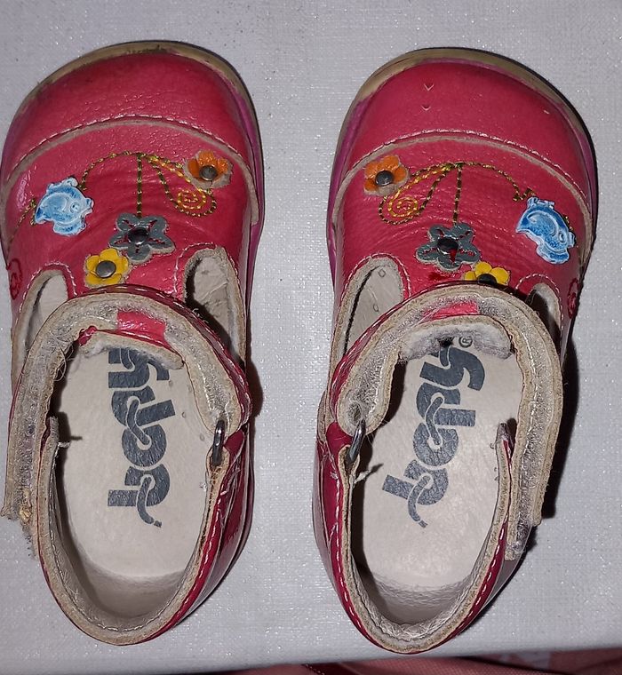 Chaussures 1ers pas pointure 18