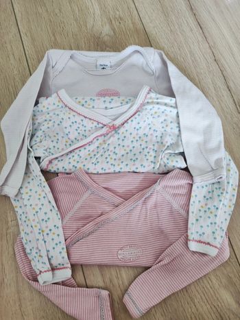 Lot body petit bateau 12 mois