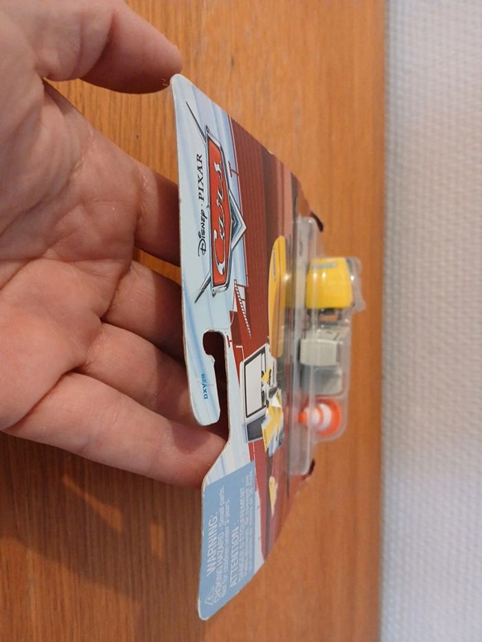 Disney pixar cars Millie - photo numéro 3