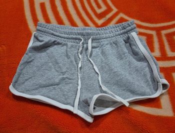 Short XS kiabi