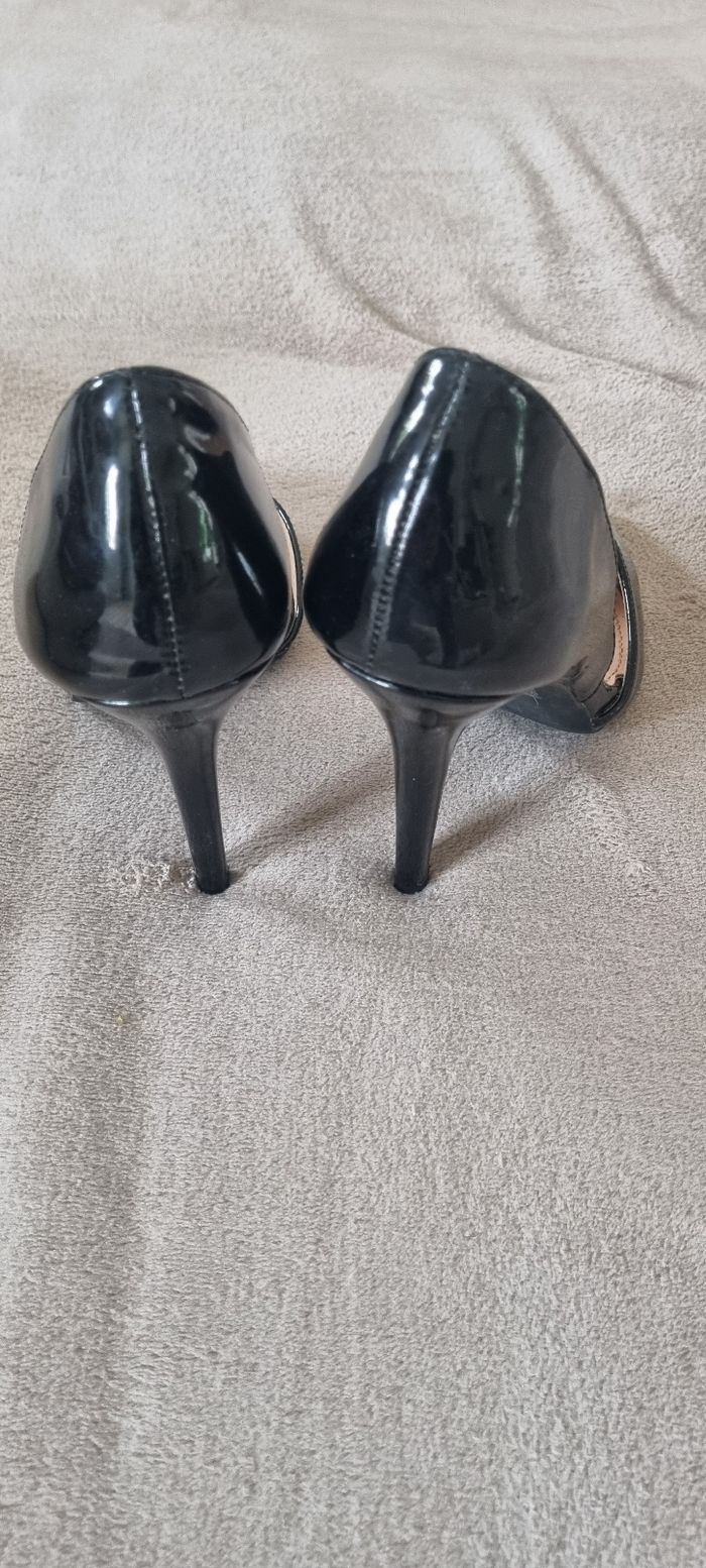 Talons noir brillants 38 - photo numéro 3