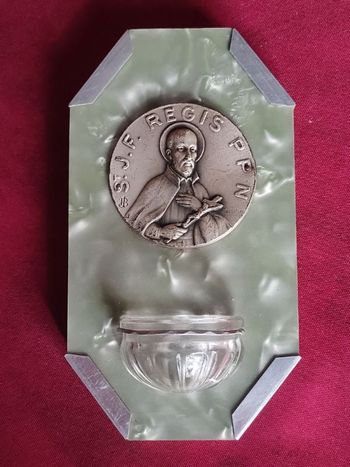 Ancien bénitier en bois ( n°14)