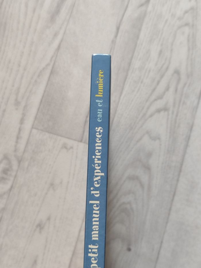 livre pour enfant mon petit manuel d'expériences - photo numéro 4