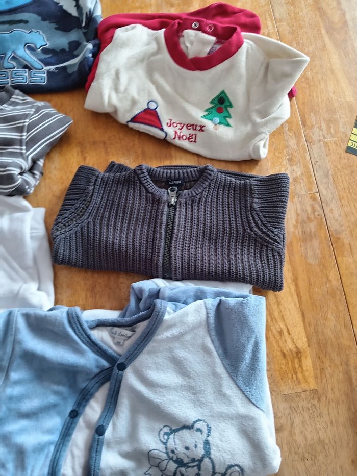 Lot 18 mois - photo numéro 2