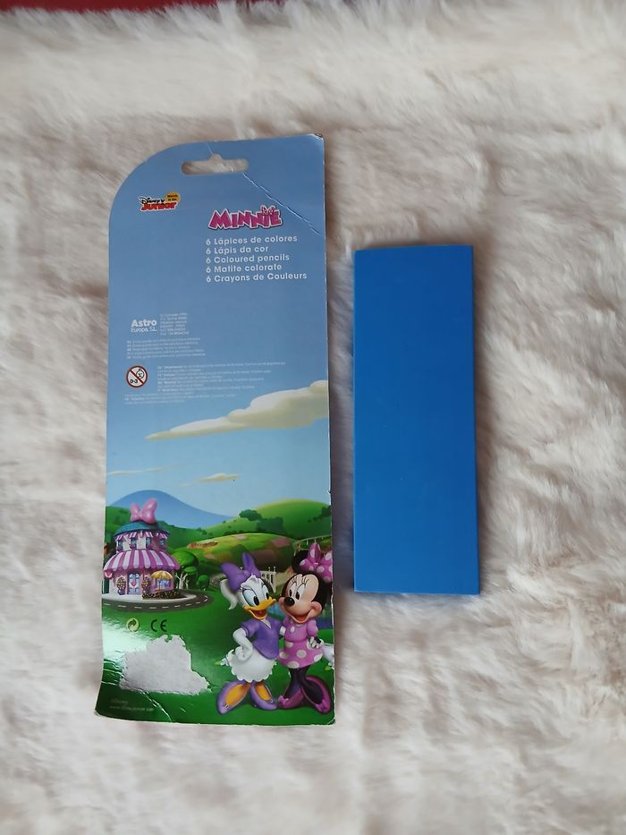 Papeterie Disney: 6 Crayons-couleur Minnie +Maxi gomme Mickey & ses amis - photo numéro 10