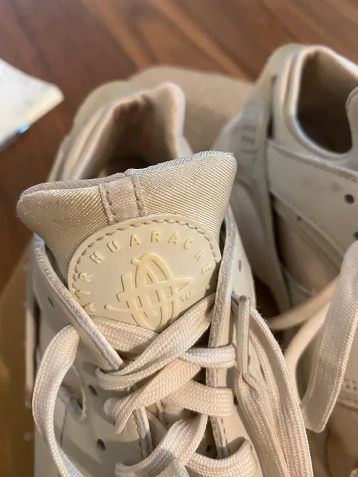 Baskets femme Nike Air Huarache 38 - photo numéro 4