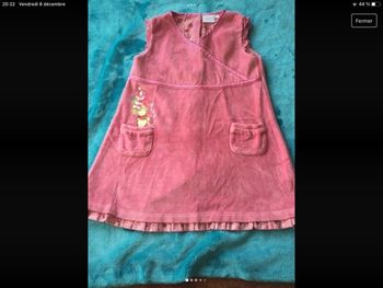 robe disney 2 ans tbe  23 mois velours  ouvert pression dos