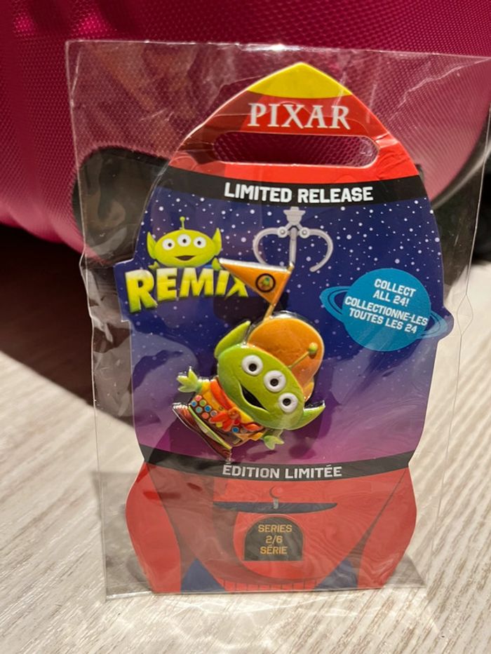 Pins Alien remix Russel