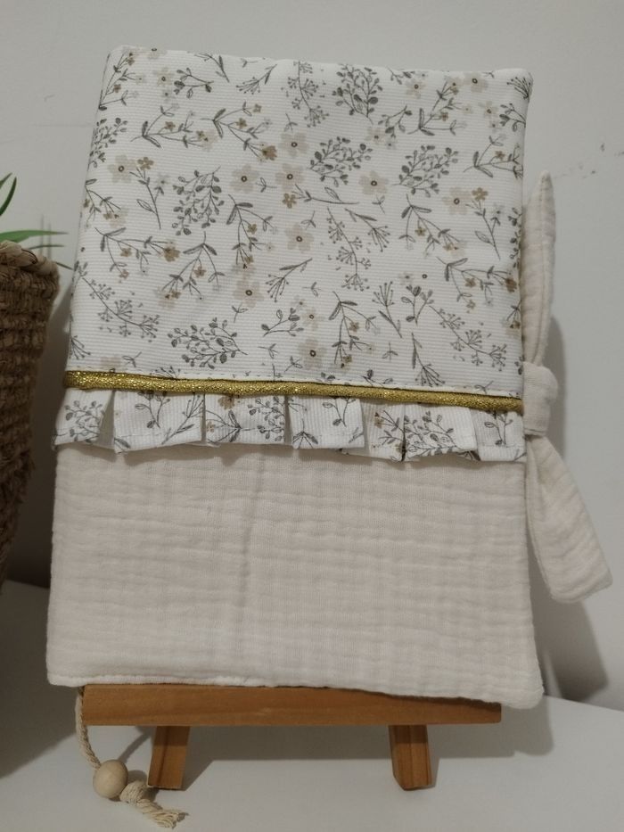 Un protège carnet de santé 18€ - photo numéro 5