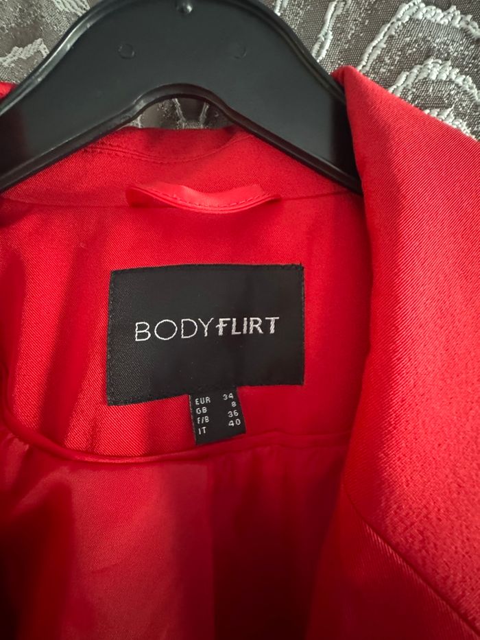 Blazer rouge - photo numéro 3