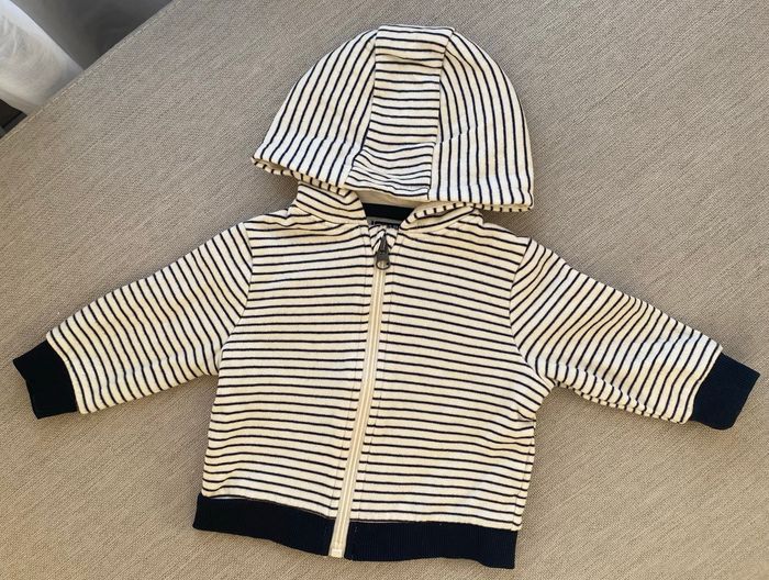 Gilet capuche 6 mois kiabi - photo numéro 2