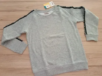 Pull gris neuf