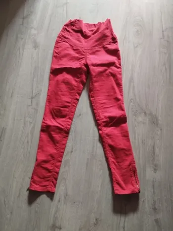 Jean rouge skinny grossesse T36