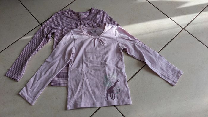 Lot de 2 t-shirts fille 6 ans