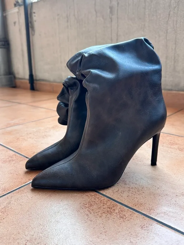 Bottines à talons aiguilles Bershka – Pointure 36
