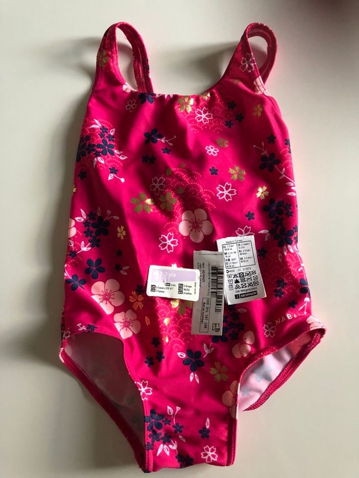 Vend maillot de bain Décathlon taille 2/3 ans - photo numéro 3
