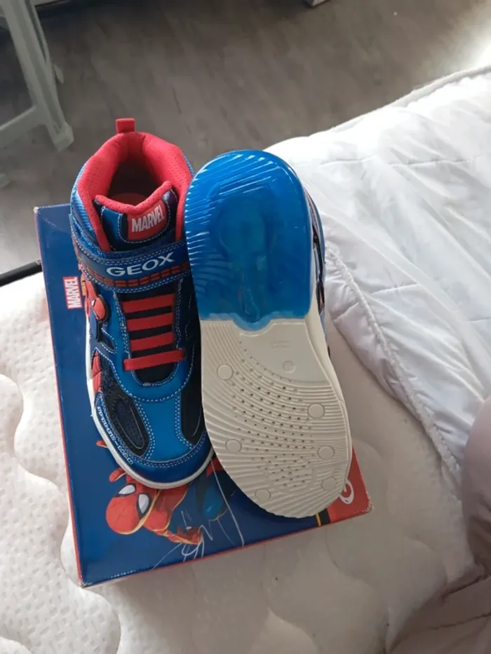 Baskets Geox Marvel spiderman taille 38 - photo numéro 4