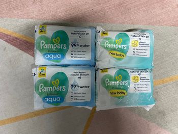 Lot 12 paquets lingettes Pampers