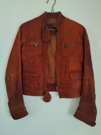 Veste en cuir marron vieilli