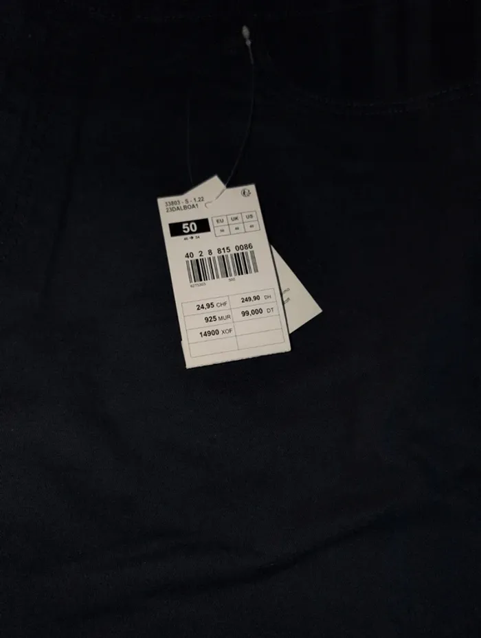 Short bleu marine taille 50 gemo Neuf - photo numéro 3