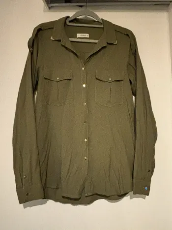 Chemise kaki Pull&Bear taille 38 - M très bon état