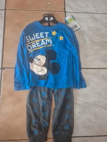 Pyjamas deux pièce mickey