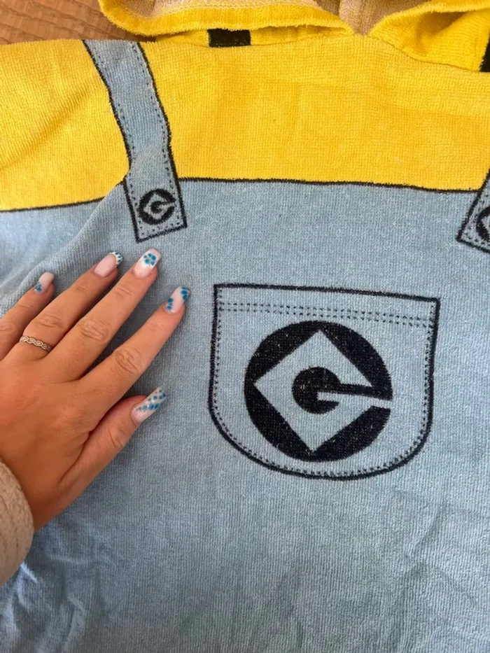 Peignoir Cape de bain serviette de plage les minions enfant garçon fille - photo numéro 2