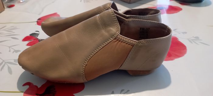 Chaussures de danse, moderne jazz, twirling - photo numéro 2